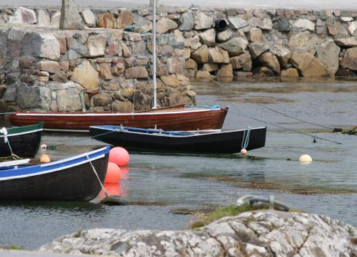 Cnocan Na Cuaig Carraroe by Trident Holiday Homes