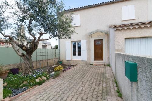 BELLE MAISON FAMILIALE PROCHE DU CENTRE-VILLE D'AVIGNON WiFI GRATUIT