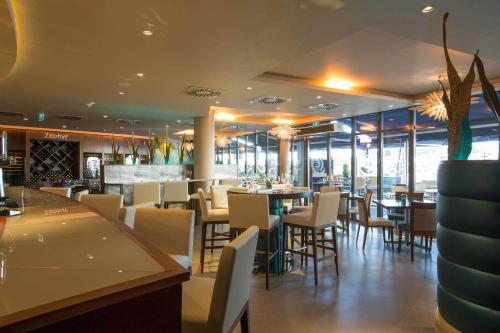 The Royal Yacht - image 13