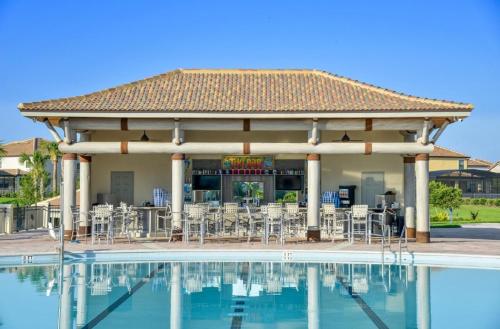 Stunning Pool Homes at Champion Gates by All Vacation Dreams - image 8