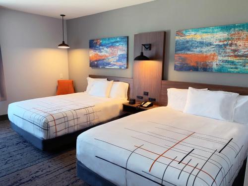 La Quinta Inn & Suites by Wyndham Dallas - Frisco Stadium