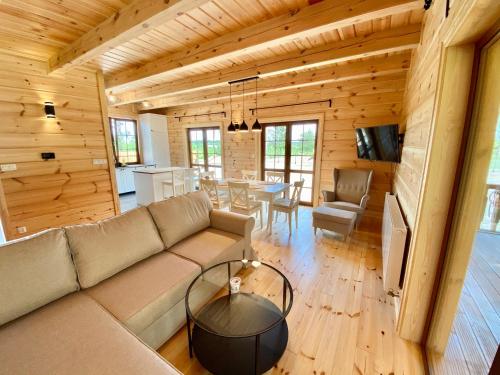 Całoroczne domy z bala - CASA DEL CZYŻYK (Caloroczne domy z bala - CASA DEL CZYZYK) in Serwy