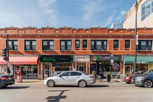 Lively Rejuvenating 1BR in Outstanding Location - image 6
