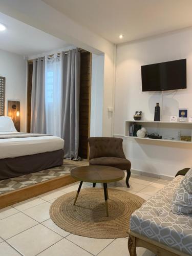 Cơ sở vật chất, Locastudio - Carambole in Sainte Anne