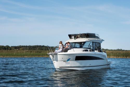 Jacht motorowy Balt Tytan 1018 Fly