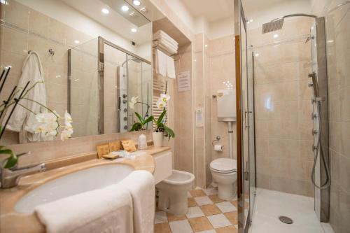 Bathroom, Hotel Villa Imperina in Agordo