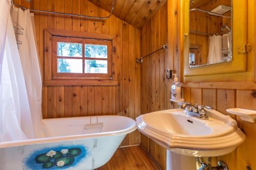 Three-Bedroom Chalet