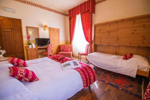 room detail thumbnail 0