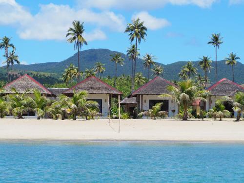 Exterior view, Footprints beach resort in Tablas Island