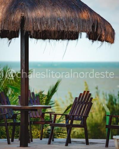 Incrível Chalé BEIRA MAR no Litoral do Nordeste! (Incrivel Chale BEIRA MAR no Litoral do Nordeste!) in Rio do Fogo