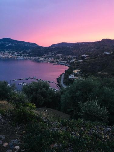 Harmattan – Lipari, WA