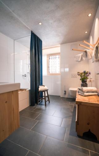 ห้องน้ำ, OBERLECH750. Refugium am Berg. in โอเบอร์เลช