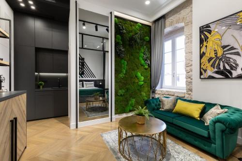 DeZign Superior Apartments & Rooms - image 4