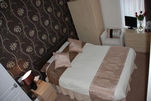 Wendover Guest House in Horwich