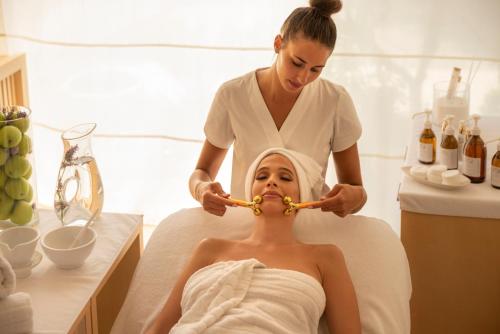 Superior Double or Twin Room with Sea View - Women's Day Spa Package