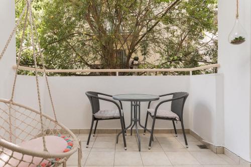 Manina SeaSide Apartment in Nea Paralia District