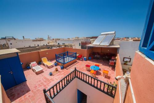 Riad Aylal - Tap to explore photos