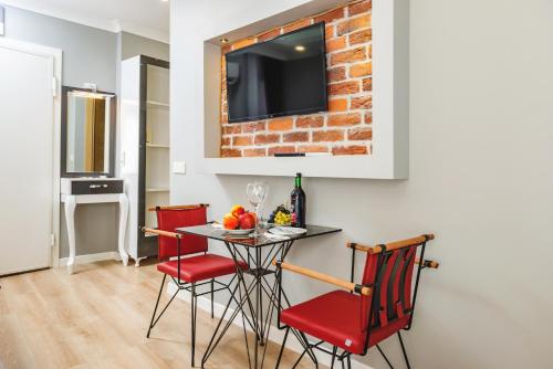 Comfort Triple Room image 10