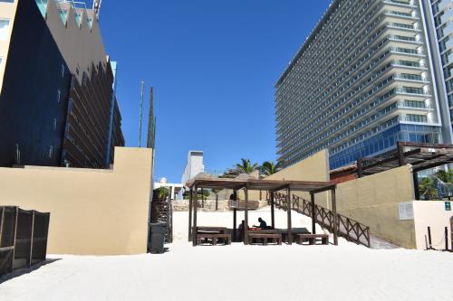 Quintas del Lago Seaside Apartments
