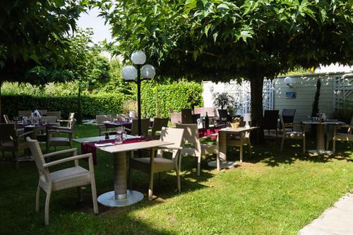 Logis Hotel Grangier - 전망