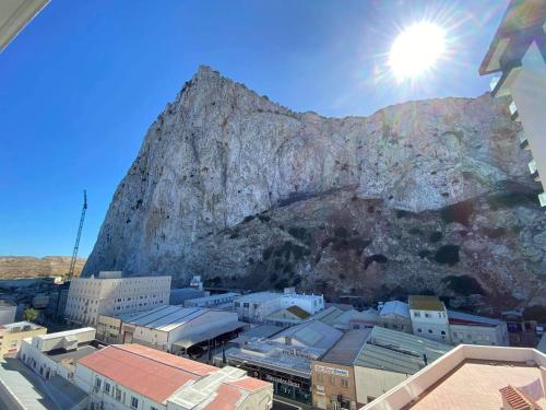 Vistas, Holiday studio apartment near the beach and city centre in Gibraltar