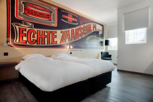 2 twin beds