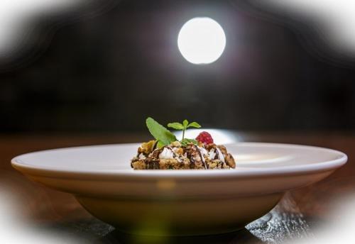 Öreg Miskolcz Hotel - image 10