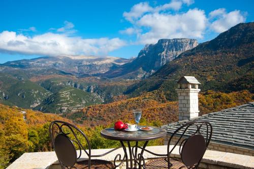 Aberratio Boutique Hotel - Tap to explore photos