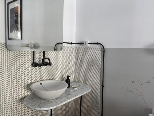 Suite with City View image 10