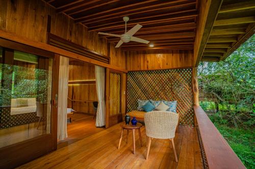 Facilities, Peam Snea Resort near Teuk Chhou Rapids