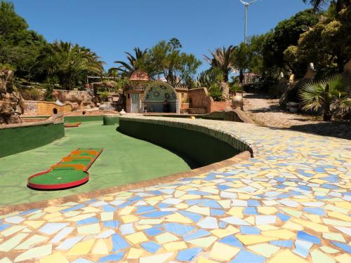 กิจกรรม, Villa Ana Margarida Beach in หาดเอมปา