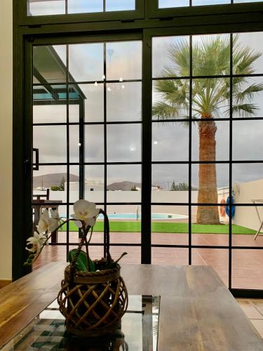 Pandangan, Pico Partido villa heated pool in Mancha Blanca