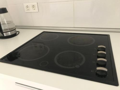Видовая оборудованная квартира на 21 этаже рядом с IKEA окна на лес