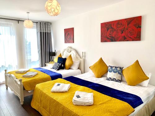 2-Bedrooms Modern Apartment next to Velodrome, Lounge, Balcony, Parking, ABBA