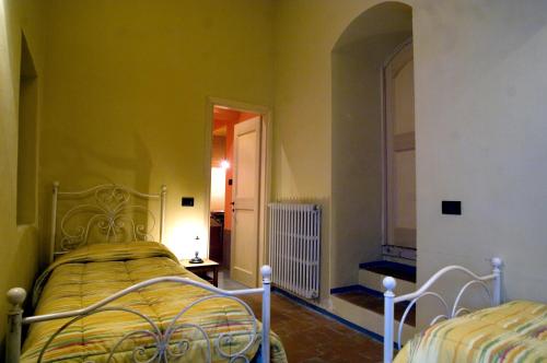 Comfortable apartment in the heart of the Tuscan countryside - image 2