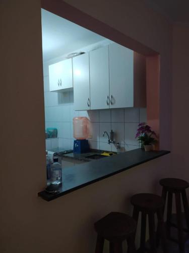 MONGUAGUA- Apartamento em frente ao mar
