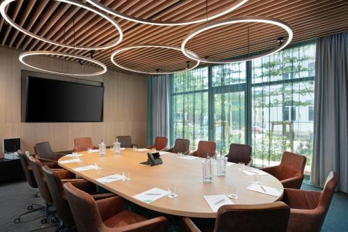 270975105 Holiday Inn - Osnabrück by IHG