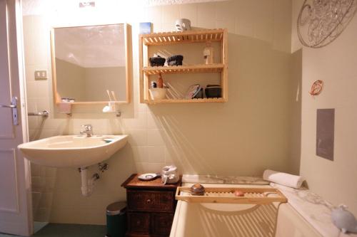 Casa di charme in centro 8 posti letto, 2 bagni, Turín (fotografie 4)