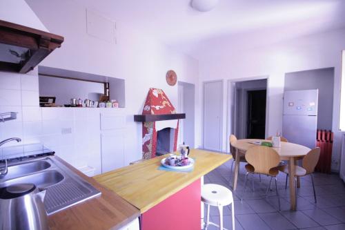 Casa di charme in centro 8 posti letto, 2 bagni, Turín (fotografie 7)