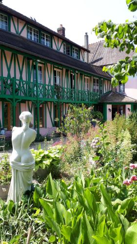 Le Jardin des Merveilles - Pension de famille - La Chapelle-Longueville