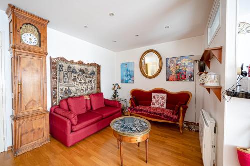 Charming apartment close to the BUTTES CHAUMONT 