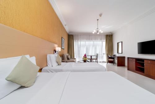 StarMetro Deira Hotel Apartments Room Type - Deluxe Studio King