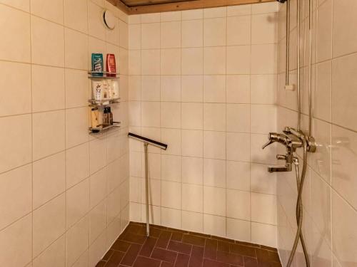 Bathroom, Holiday Home Miilumaja by Interhome in Akaslompolo