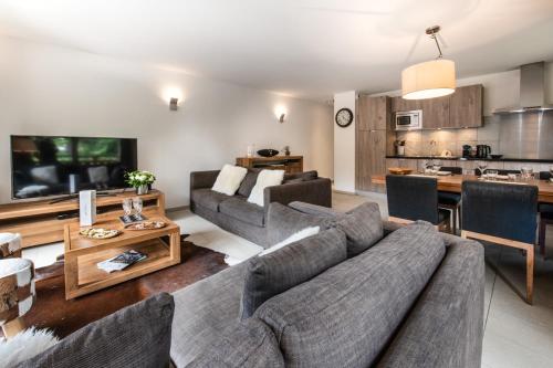 Three-Bedroom Apartment-14