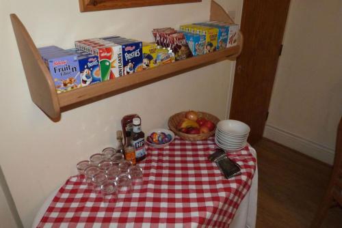 Hurst Dene Aparthotel - image 7