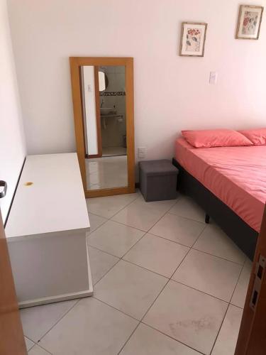 Apartamento em Bombinhas Condominio San Victor 2 Quartos com Piscina