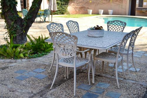 Hidden Grace Hidden Grace