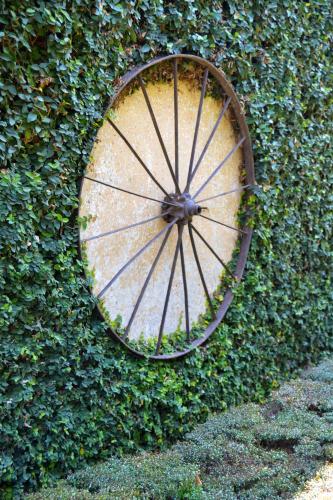 Hidden Grace Hidden Grace