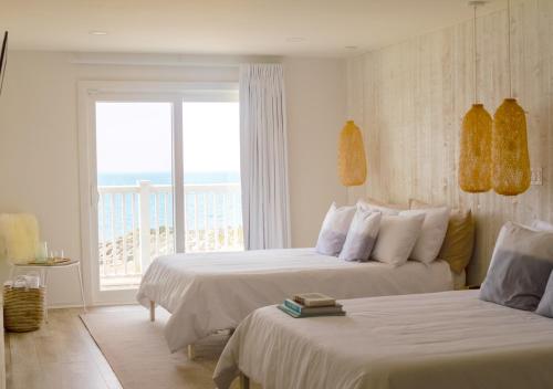 Deluxe Double Room with Balcony and Sea View