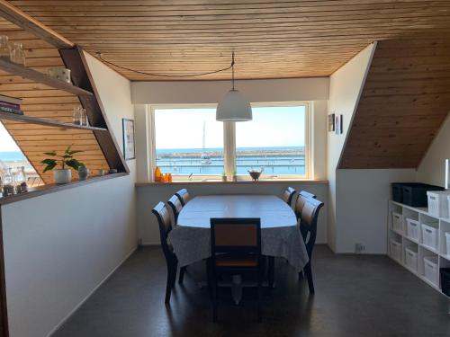 Közös társalgó / TV, Pakhuset Anholt in Grena